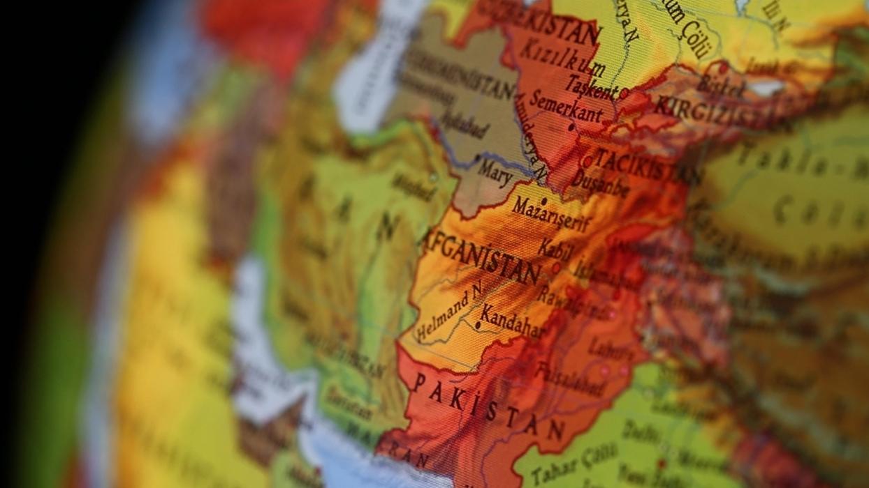 Afganistan-Pakistan sınırında tansiyon yüksek: Çok sayıda asker hayatını kaybetti