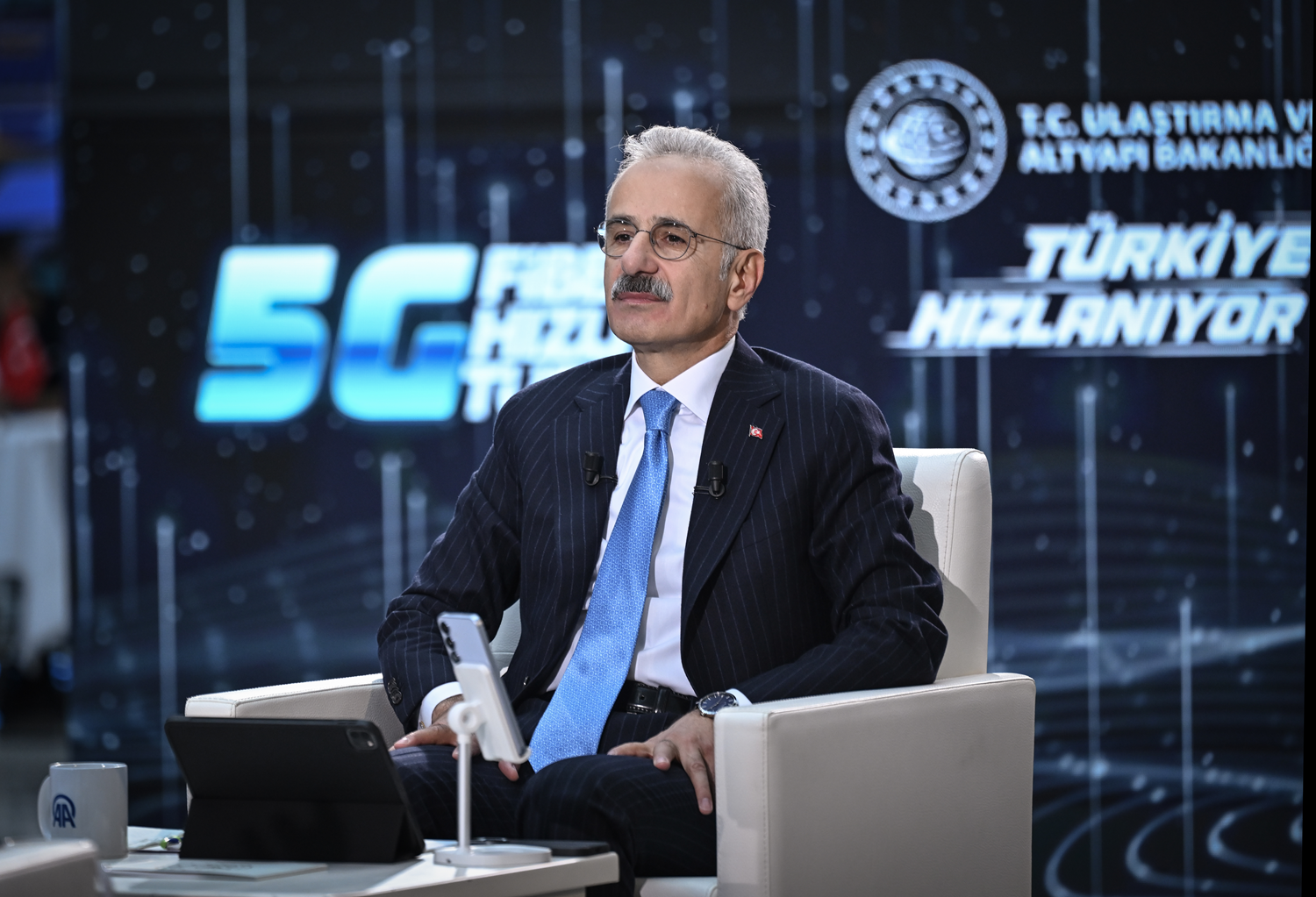 Türkiye 5G'ye geçiyor! Bakan Uraloğlu: 10 kat hıza ulaşacağız