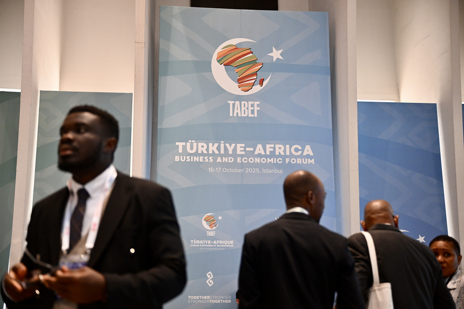 54 ülkenin iş insanları İstanbul'da! Türkiye-Afrika İş ve Ekonomi Forumu başladı