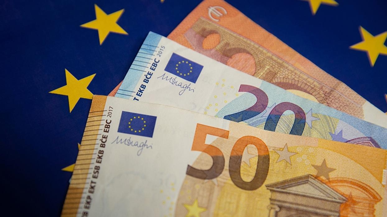 AB'nin dış ticaret açığı 5,8 milyar avro oldu