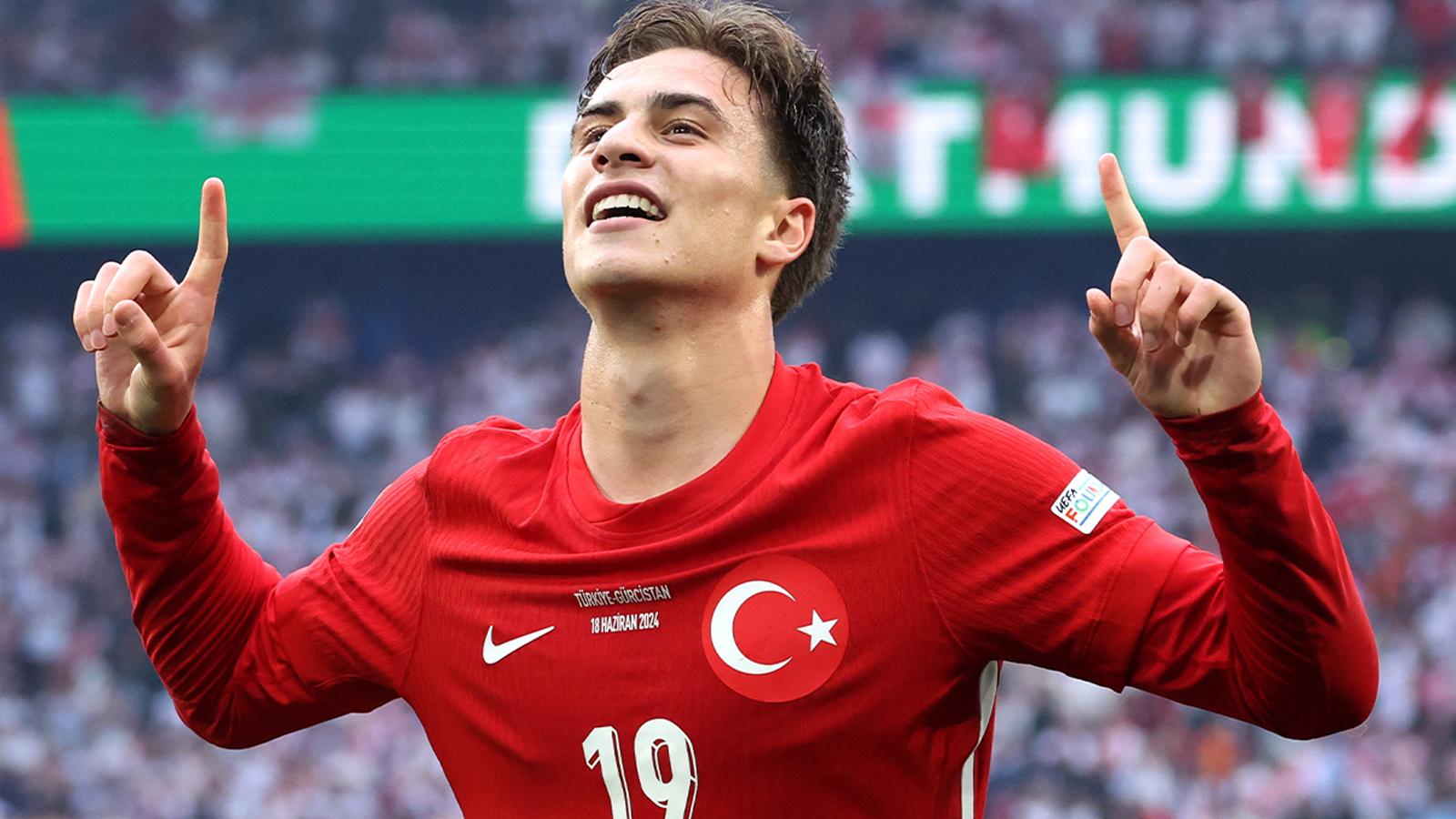 Başarılarına bir yenisini daha ekledi! Kenan Yıldız'a İtalya'dan ödül