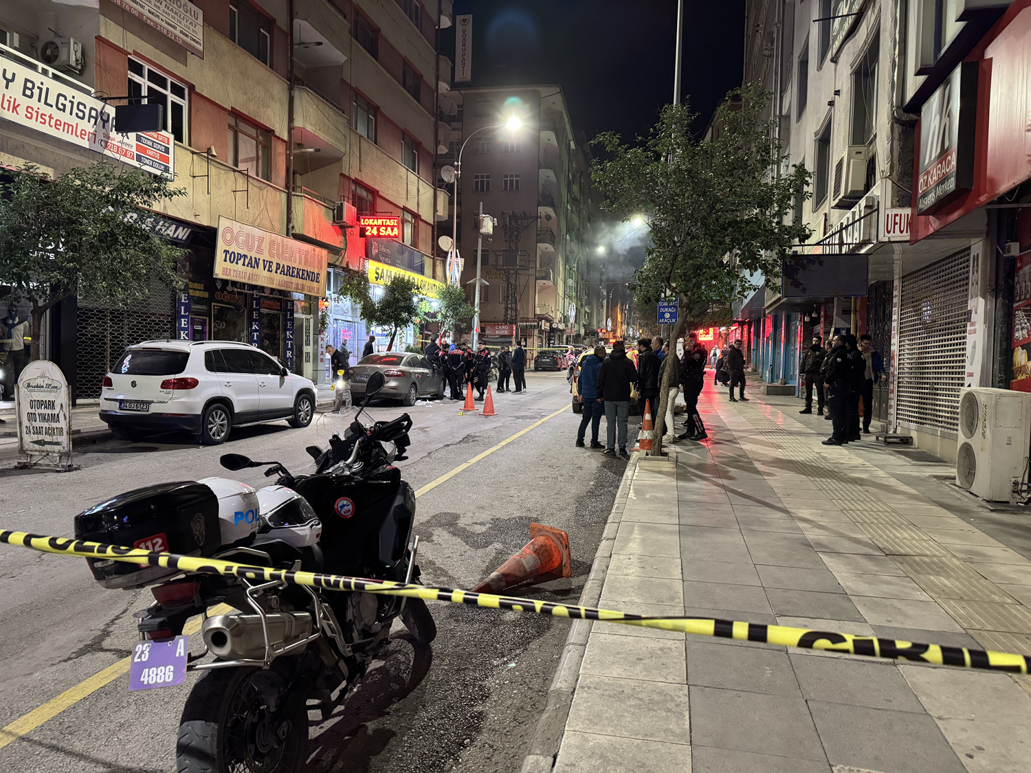 Elazığ'da silahlı kavgada 3 kişi yaralandı