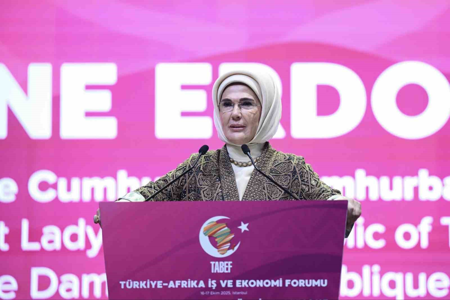 Cumhurbaşkanı Erdoğan'ın eşi Emine Erdoğan: "Kadın girişimci oranımız, 2024 itibarıyla yüzde 18,2'ye yükseldi"