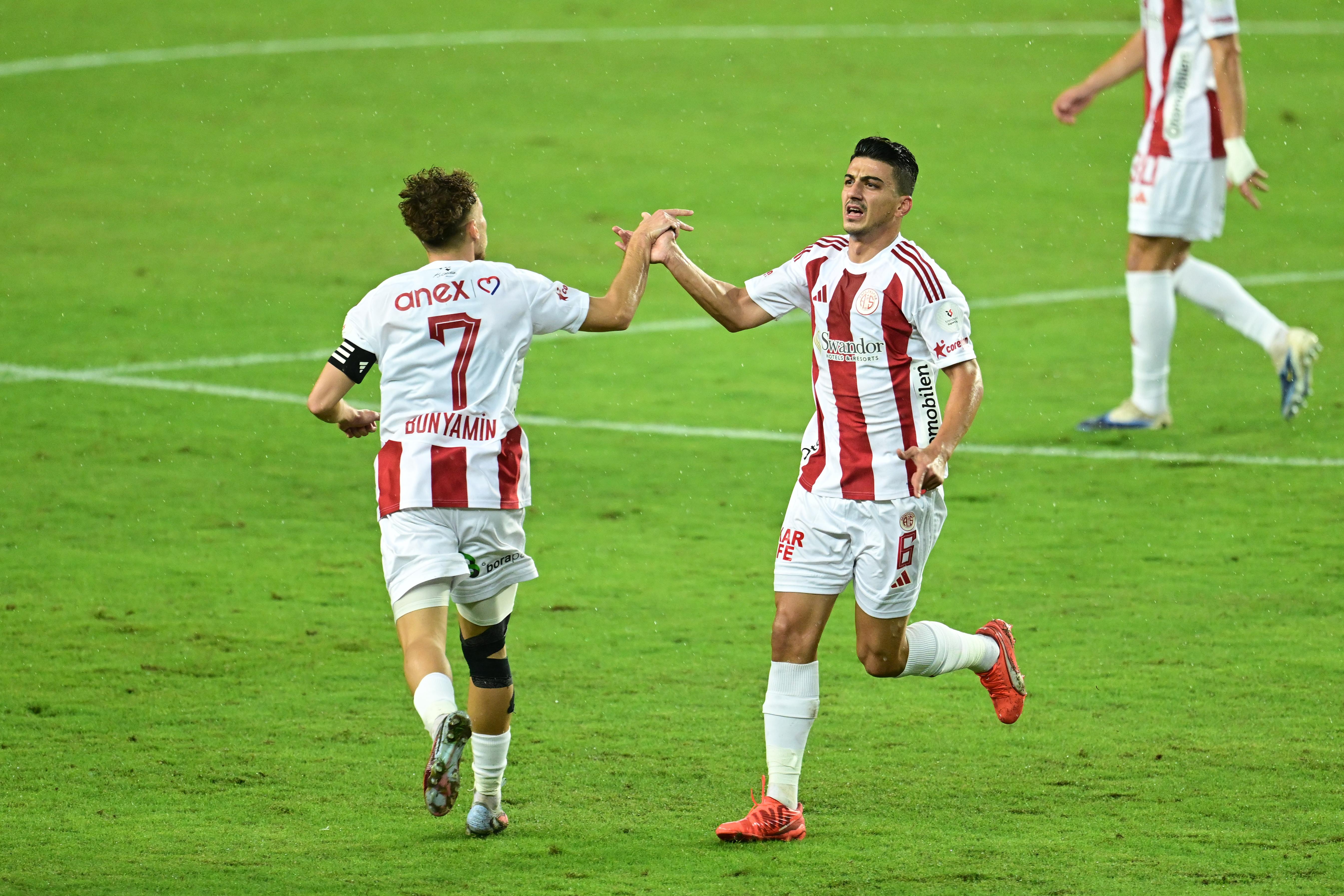 Antalyaspor, Gaziantep FK deplasmanında