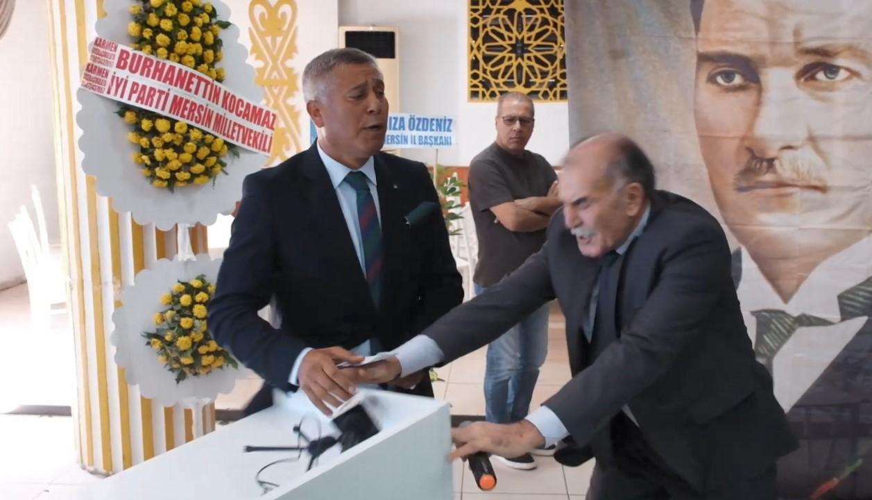 Sesler yükseldi, kürsü devrildi! İYİ Partililer kongrede birbirine girdi