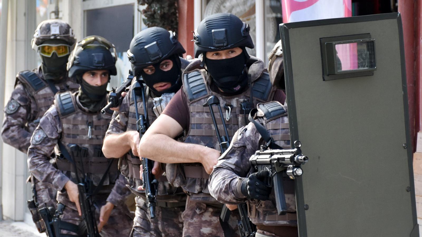 Adana'da DEAŞ operasyonu! Çok sayıda şüpheli yakalandı
