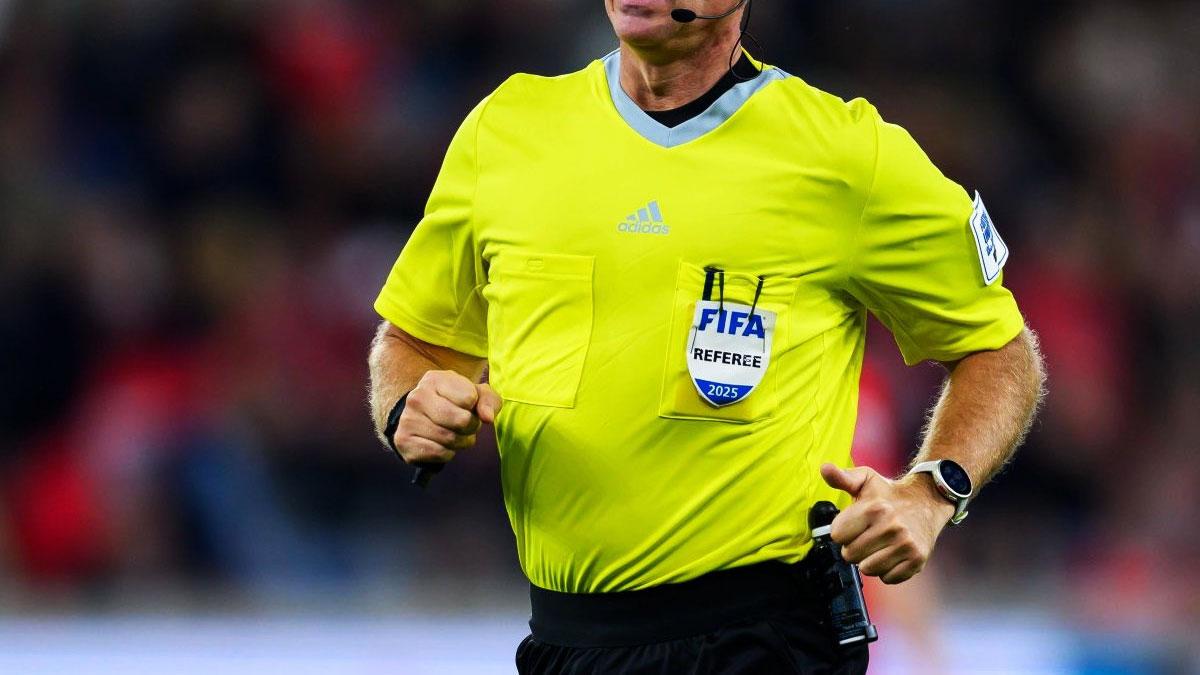 UEFA açıkladı! İşte Fenerbahçe-Stuttgart maçının hakemi