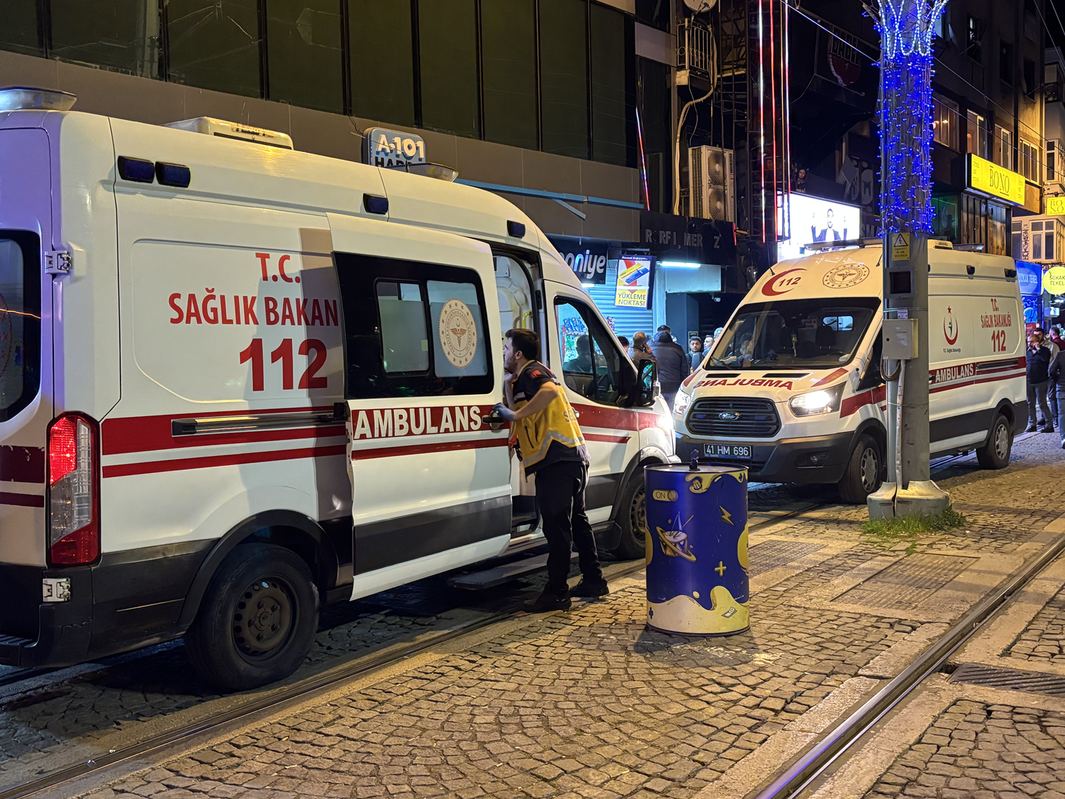 Kocaeli'de çıkan silahlı kavgada 2 kişi yaralandı
