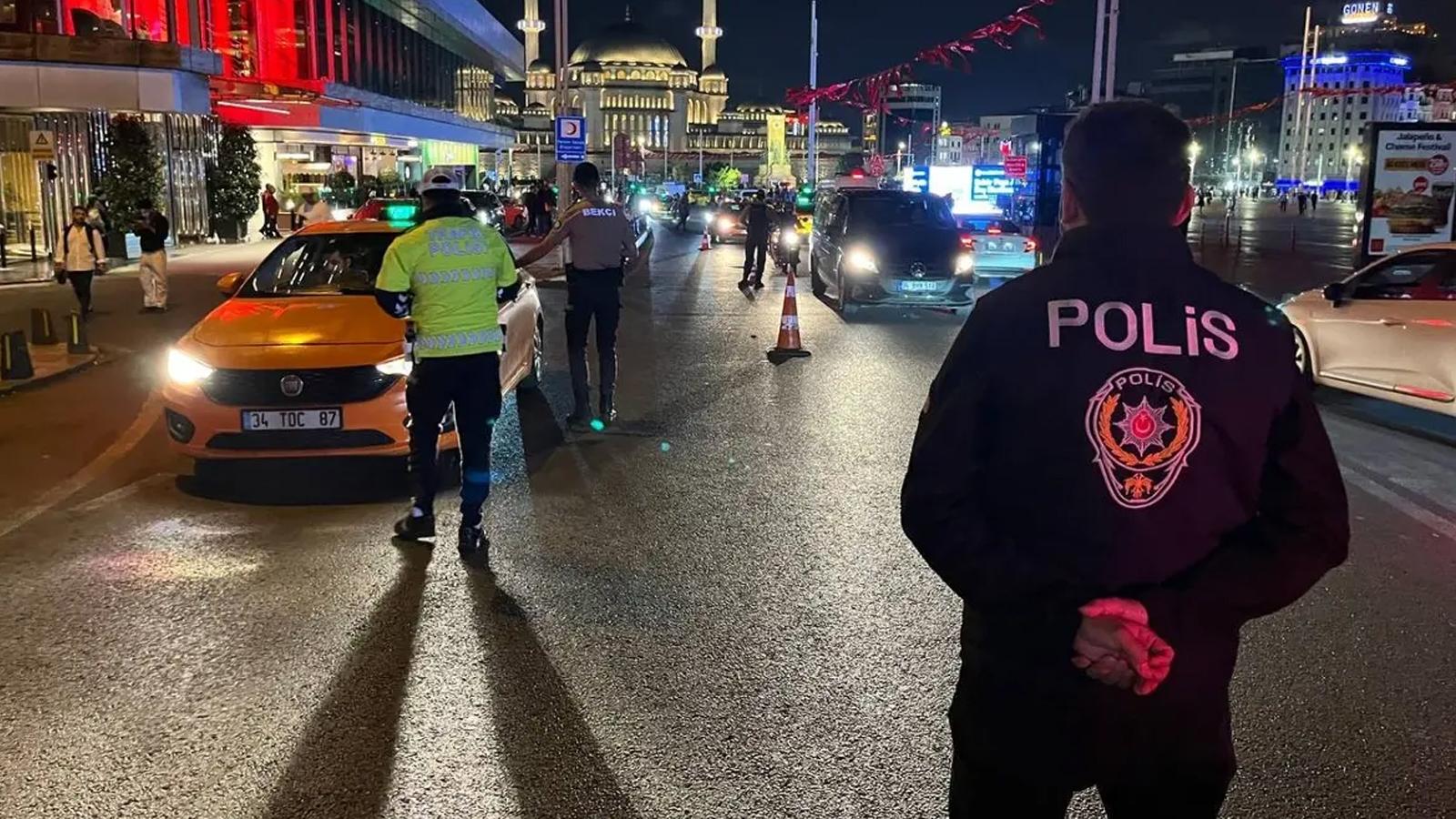Huzur İstanbul uygulamasında çeşitli suçlardan aranan zanlılar yakalandı