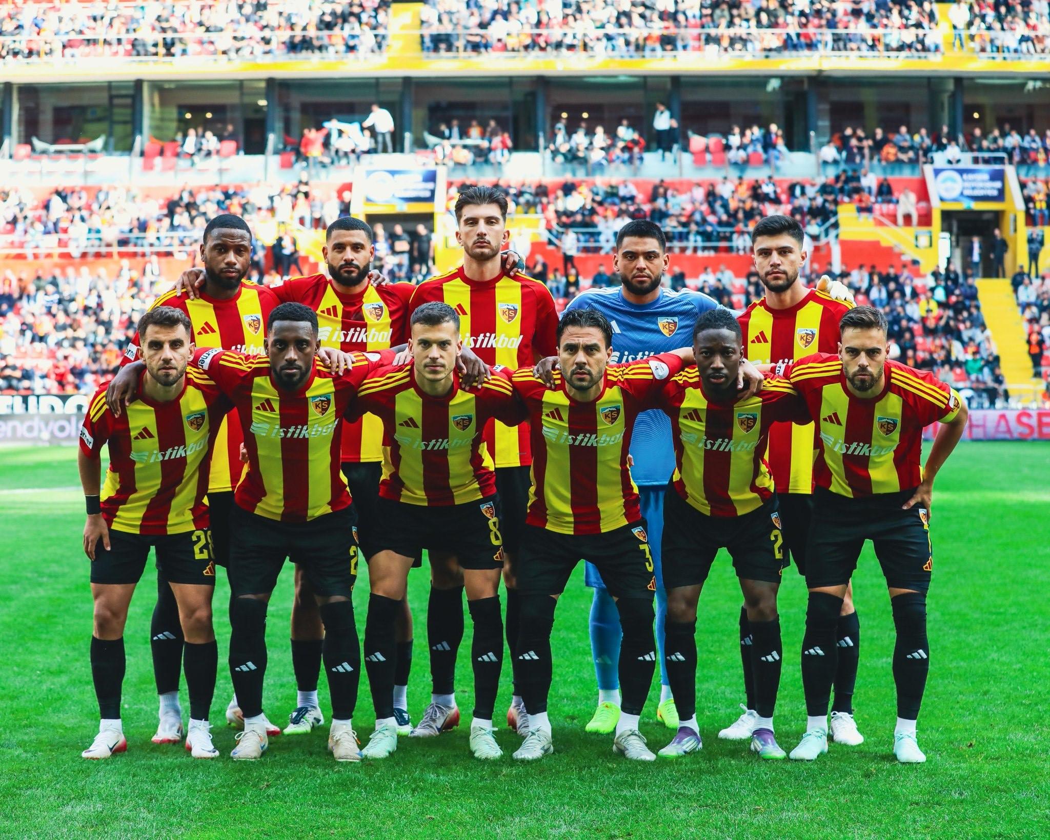 Kayserispor'da savunma ve hücum işlemiyor!