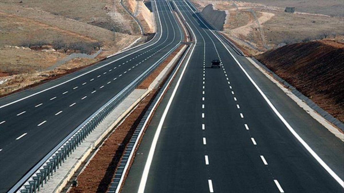 Otoyol uzunluğu 2028'de 4 bin 330 kilometreyi aşacak! Ulaşım yatırımları hız kesmiyor