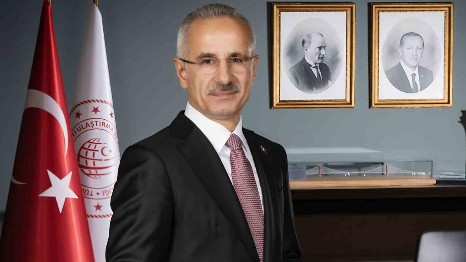 Bakan Uraloğlu: 11 İlde faaliyet gösteren 13 hava kampüsümüzle sportif ve amatör havacılığın gelişimine katkı sağlıyoruz