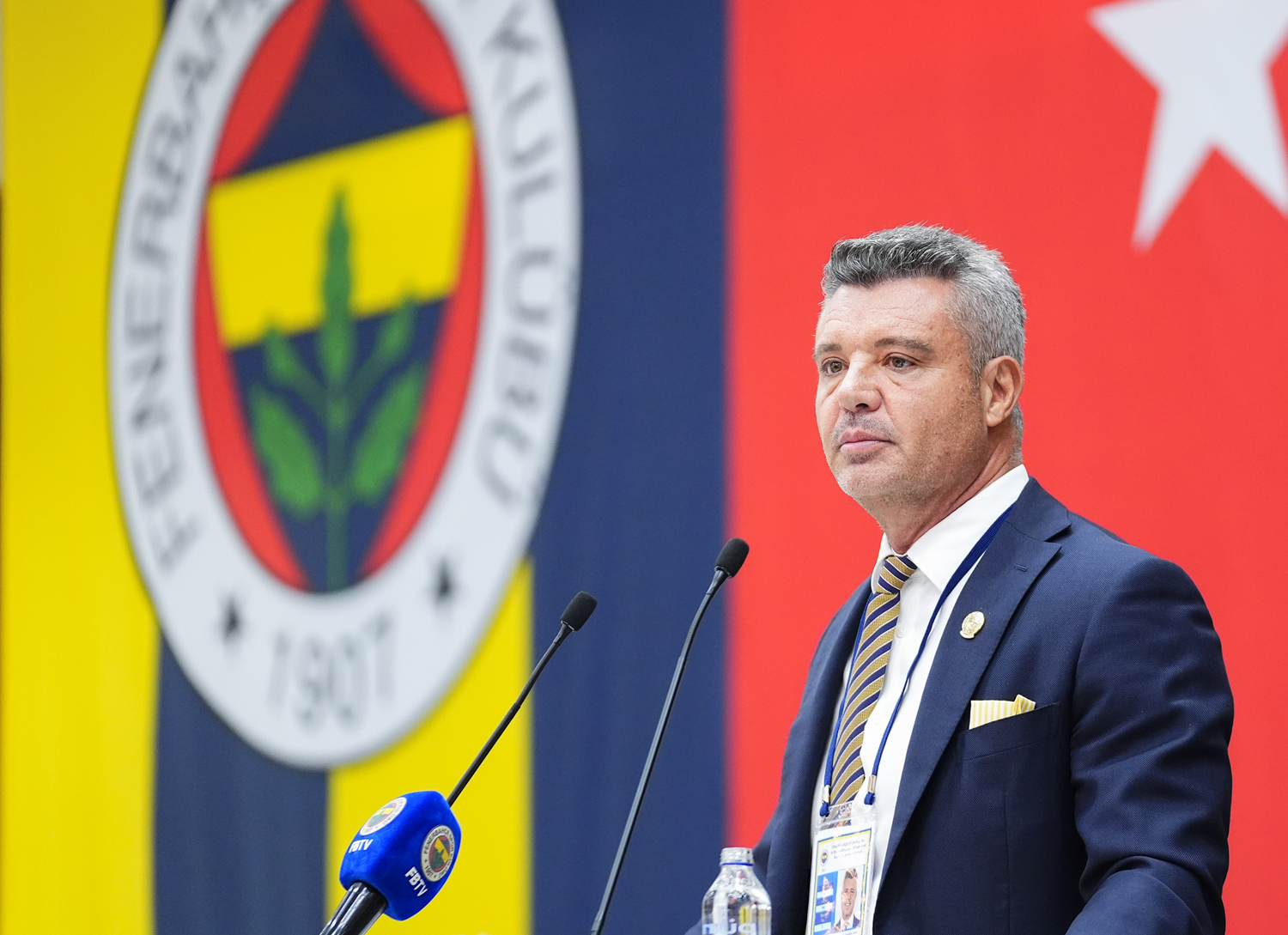 Fenerbahçe'de kritik gün! Yönetime yetki talebi oylanacak