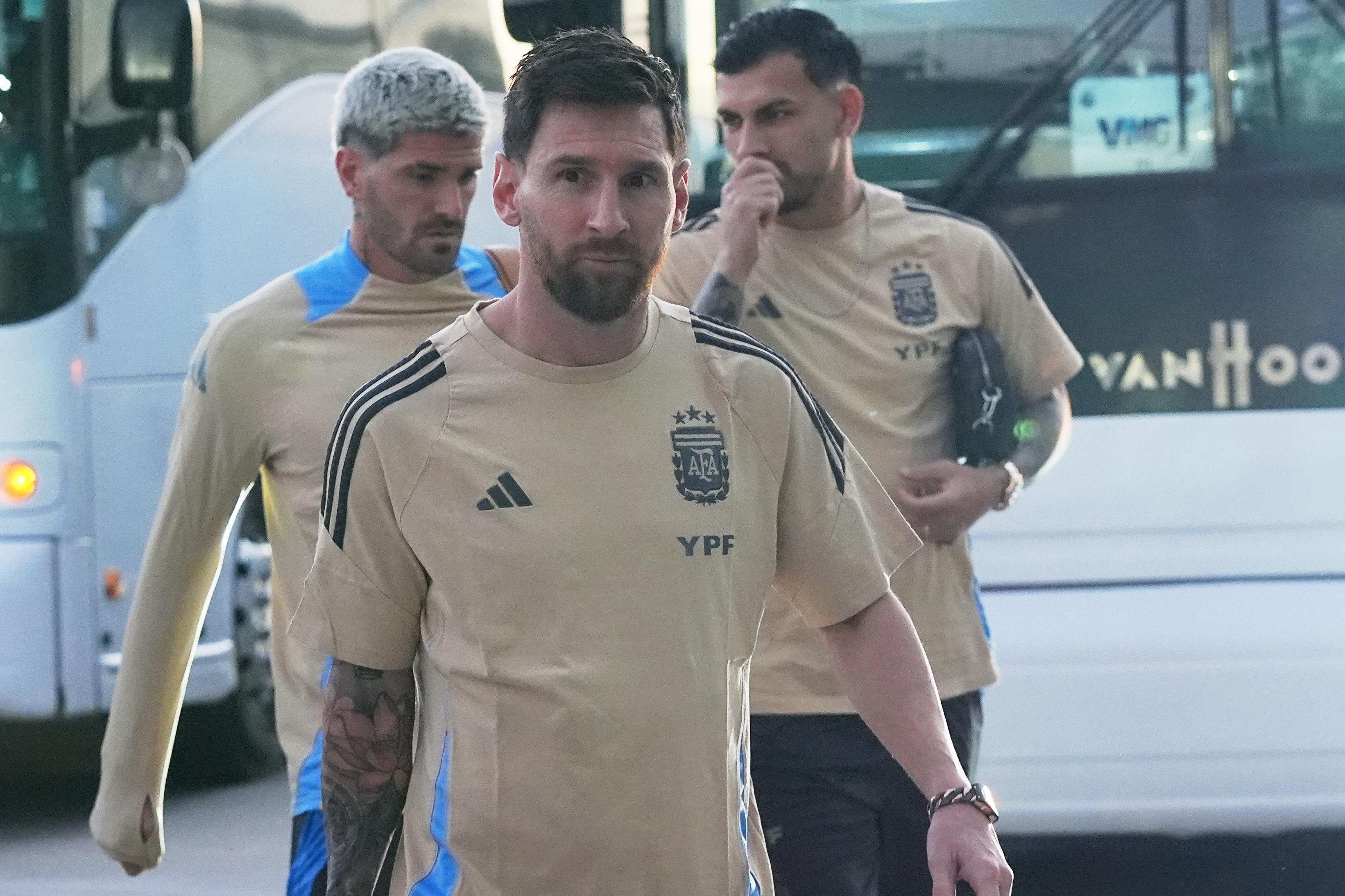 Lionel Messi, yeni stat için Inter Miami'de kaldı