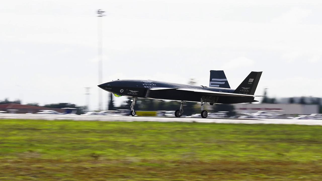 Murad AESA Radar ile gövde gösterisi! KIZILELMA'da yeni aşama paylaşıldı
