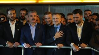 Bayrampaşa Belediye Başkan Vekilliğine seçilen AK Partili Akın göreve başladı