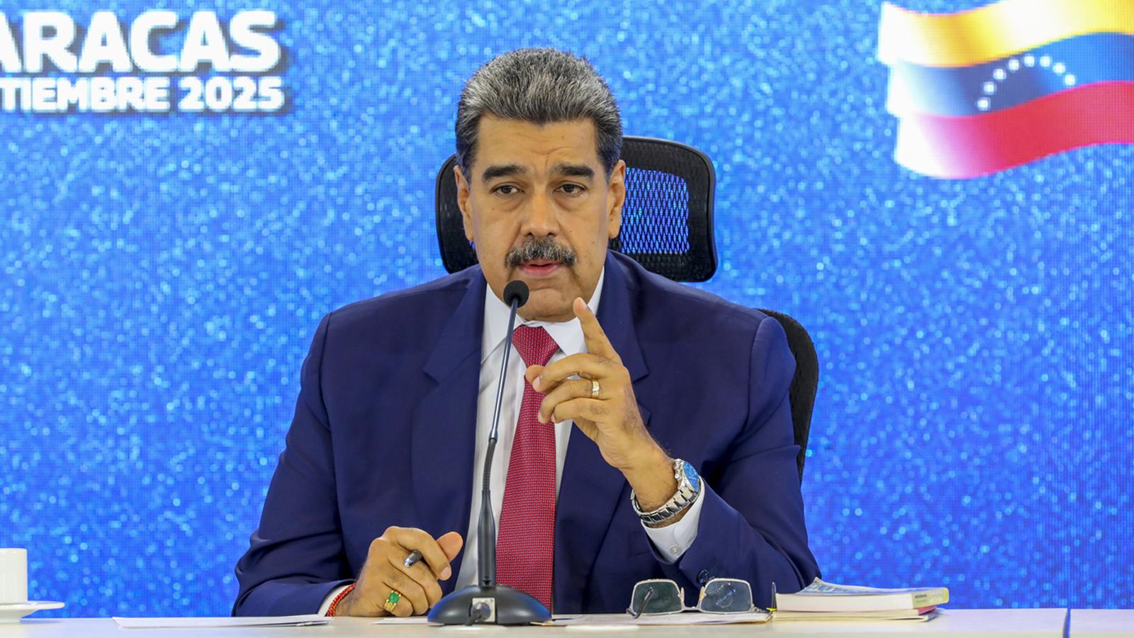 Bölgedeki askeri yığınak artıyor! Açık açık tehdit etti: Maduro'nun günleri sayılı