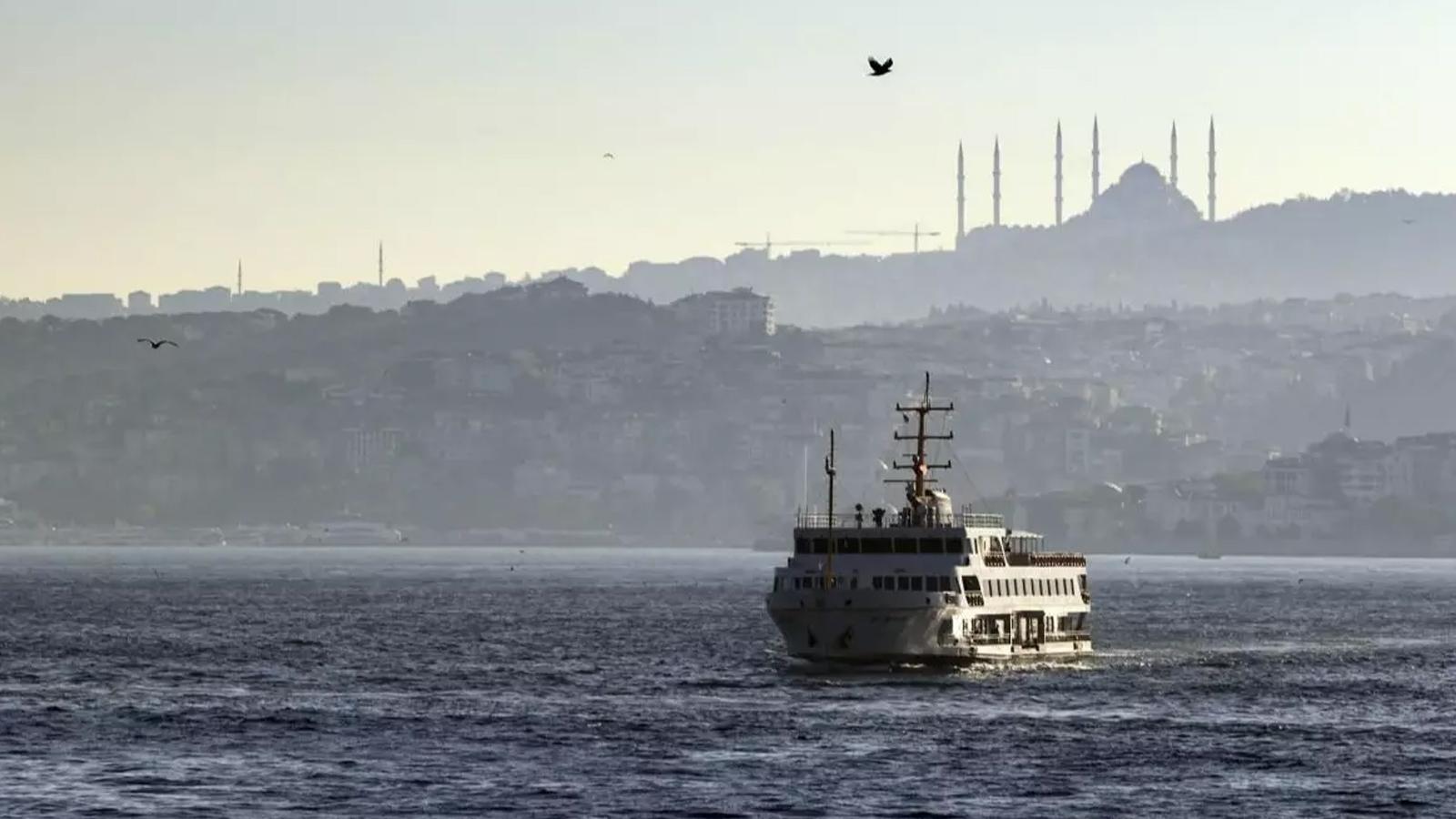 Deniz ulaşımına kötü hava engeli! Bazı seferler iptal edildi