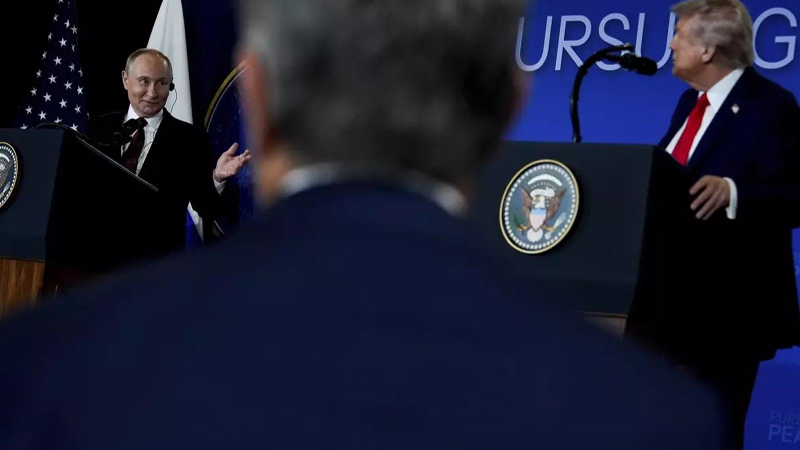Trump'tan savaşla ilgili kritik mesaj: Bizim 8 bin mil gitmemize hiç gerek yok
