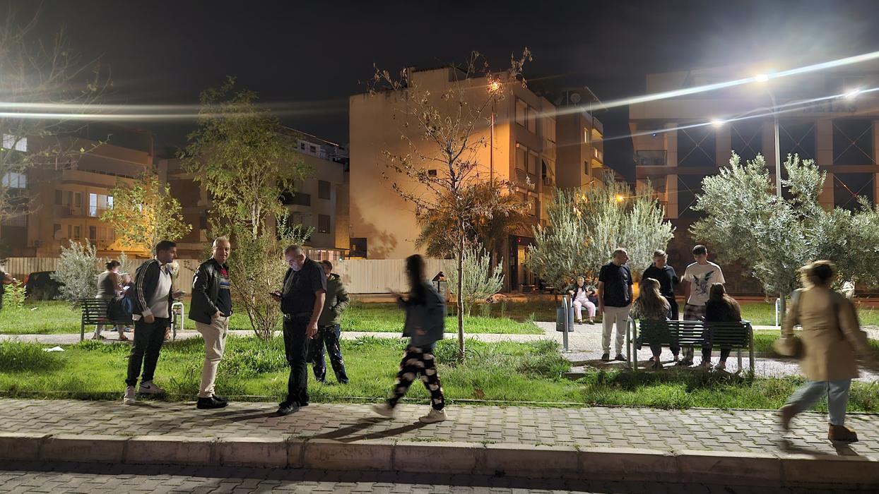 Balıkesir'de 6,1'lik deprem... İstanbul ve çevre illerden hissedildi