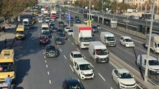 İstanbul'da ulaşım çilesi: Trafik yoğunluğu yükseldi