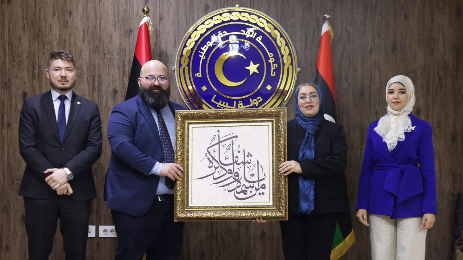 Libya'da diplomatik temas: Yunus Emre Enstitüsü Koordinatörü, Kadın İşlerinden Sorumlu Devlet Bakanı'nı ziyaret etti