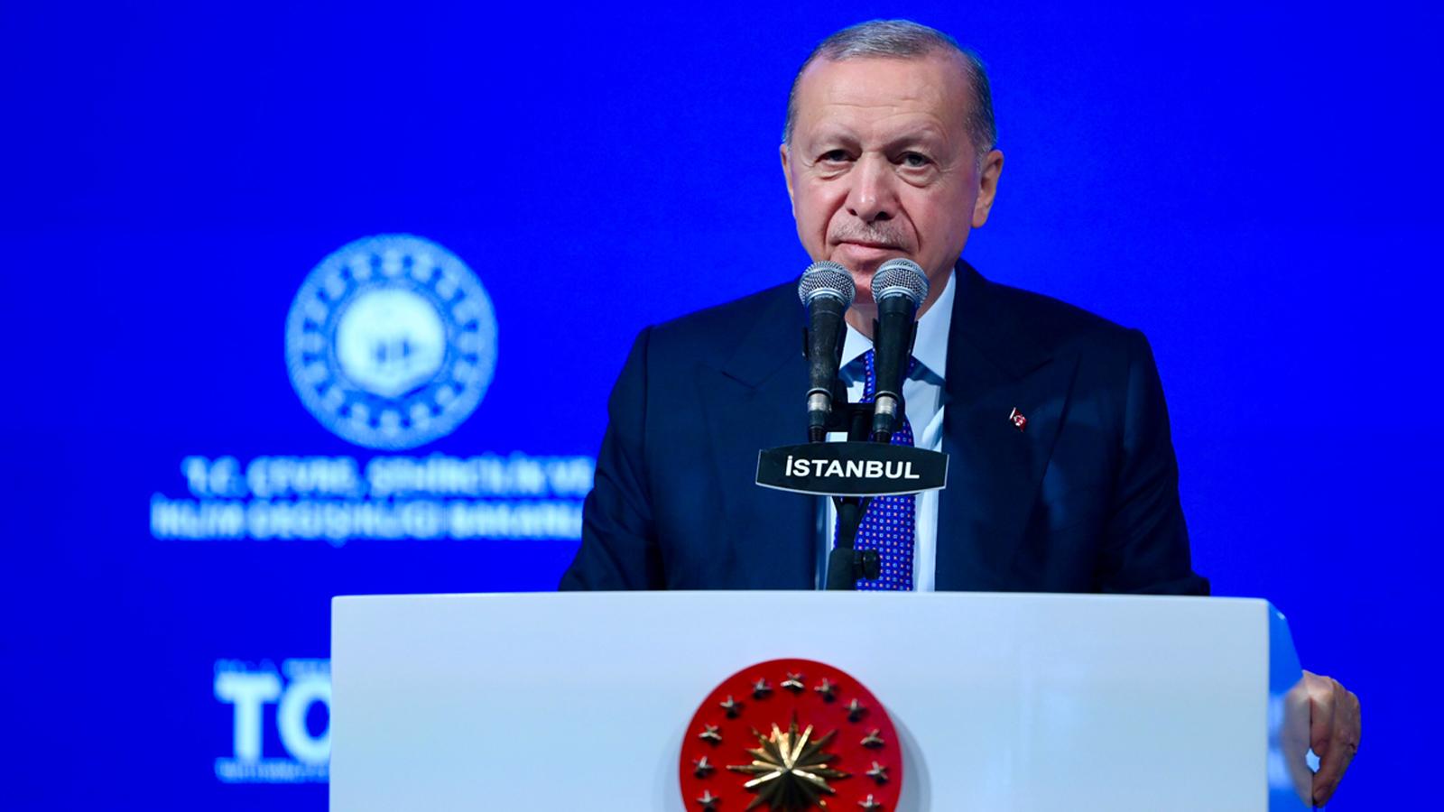 Başkan Erdoğan: Göz bebeğimiz İstanbul'u kifayetsizlerin insafına terk etmiyoruz