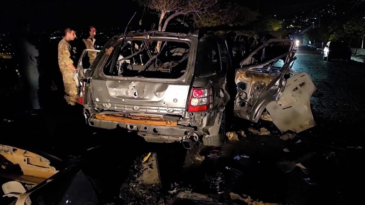 İsrail'in Lübnan'ın güneyinde bir araca düzenlediği İHA saldırısında 4 kişi hayatını kaybetti