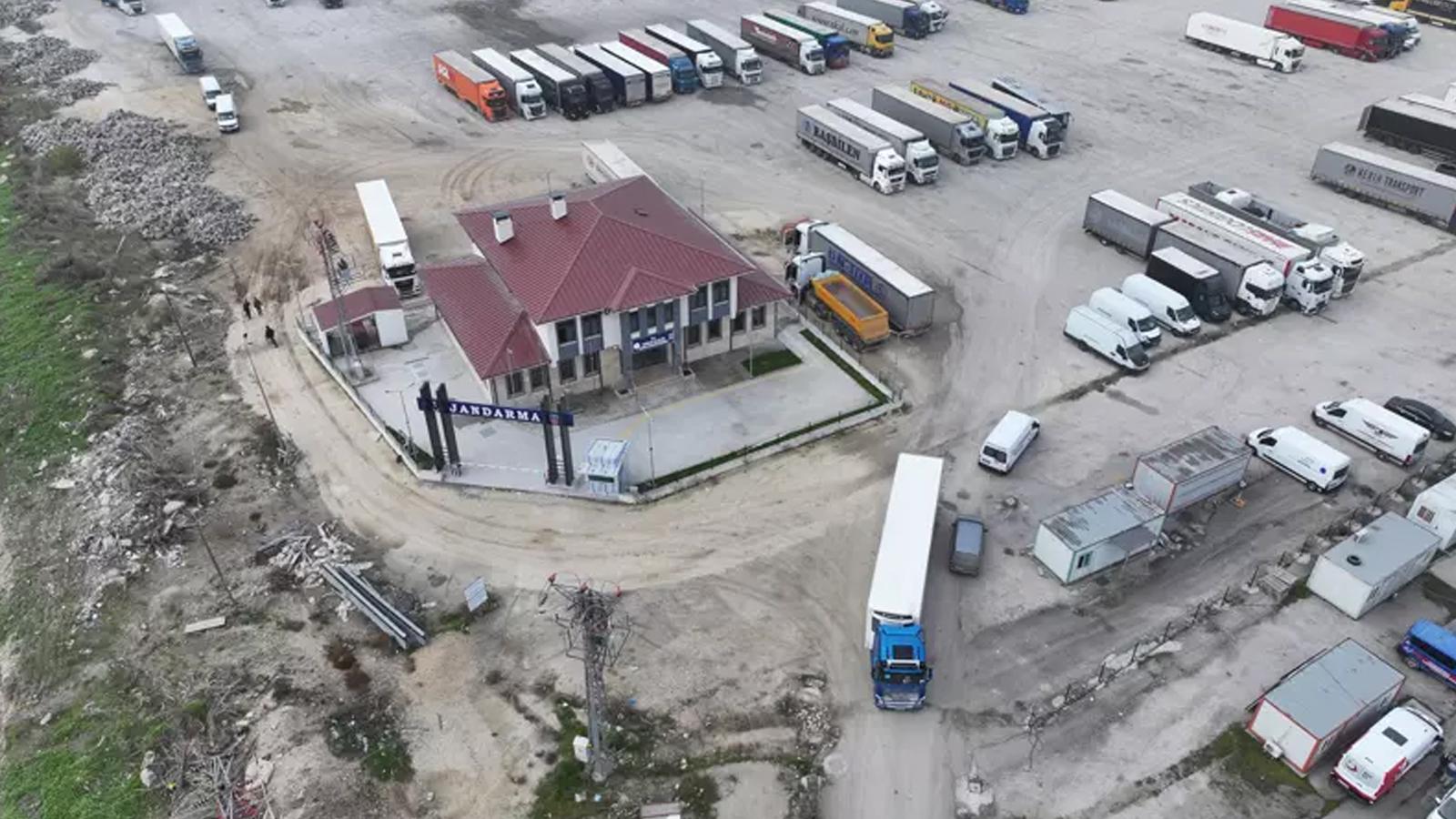 Kapıkule'de tır krizi bitti: Gurbetçi otoparkı sürücülere açıldı