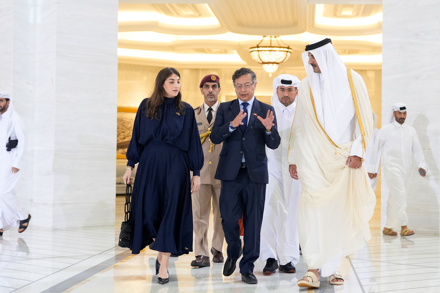 Katar Emiri Al Sani'ye ''Karayipler'' teklifi