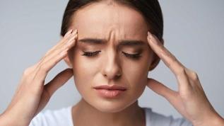 Migren salgını! Doktorlar uyarıyor, dünya dinlemiyor