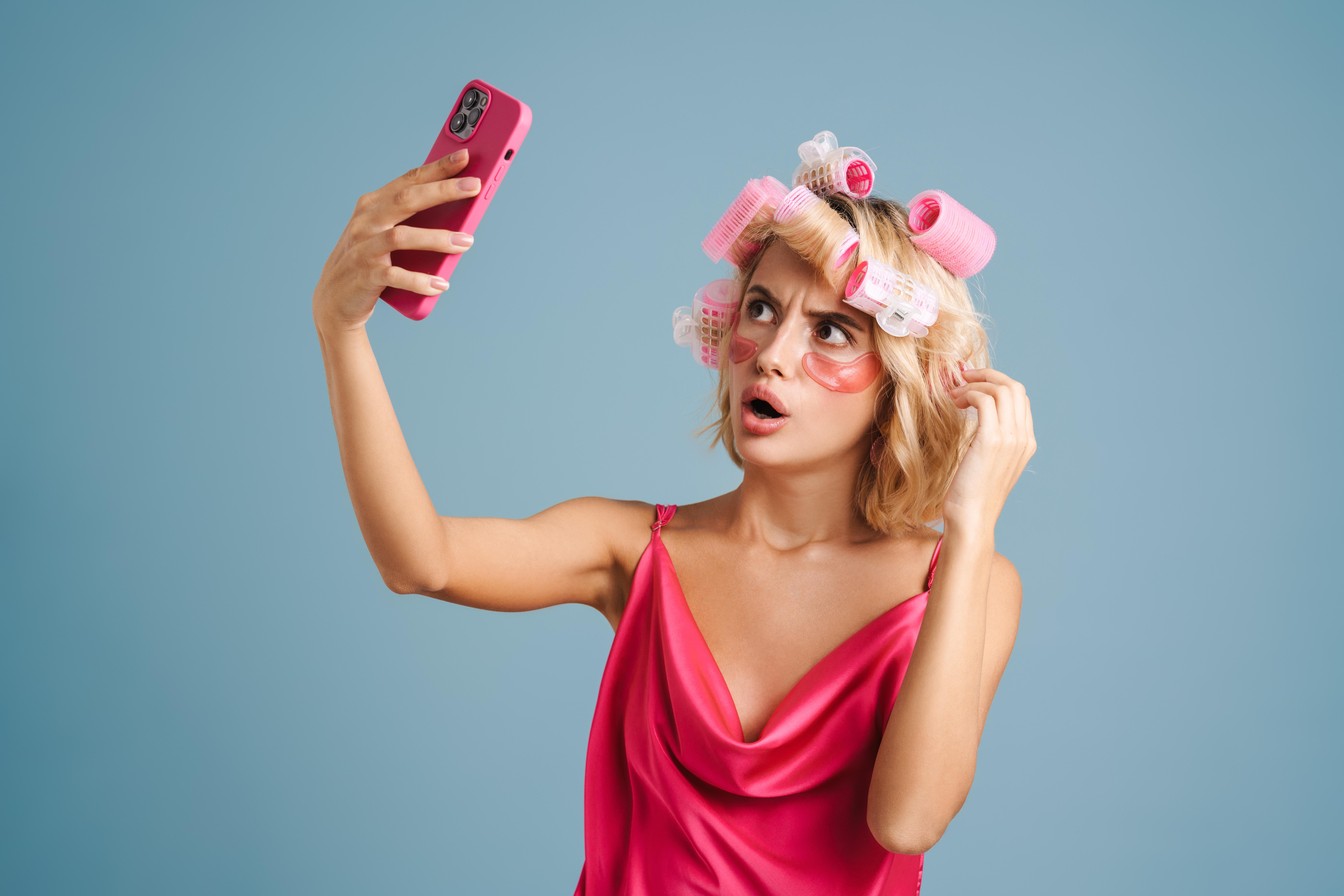 Sosyal medya beden algısını bozuyor: Algoritmalar narsisizmi besliyor