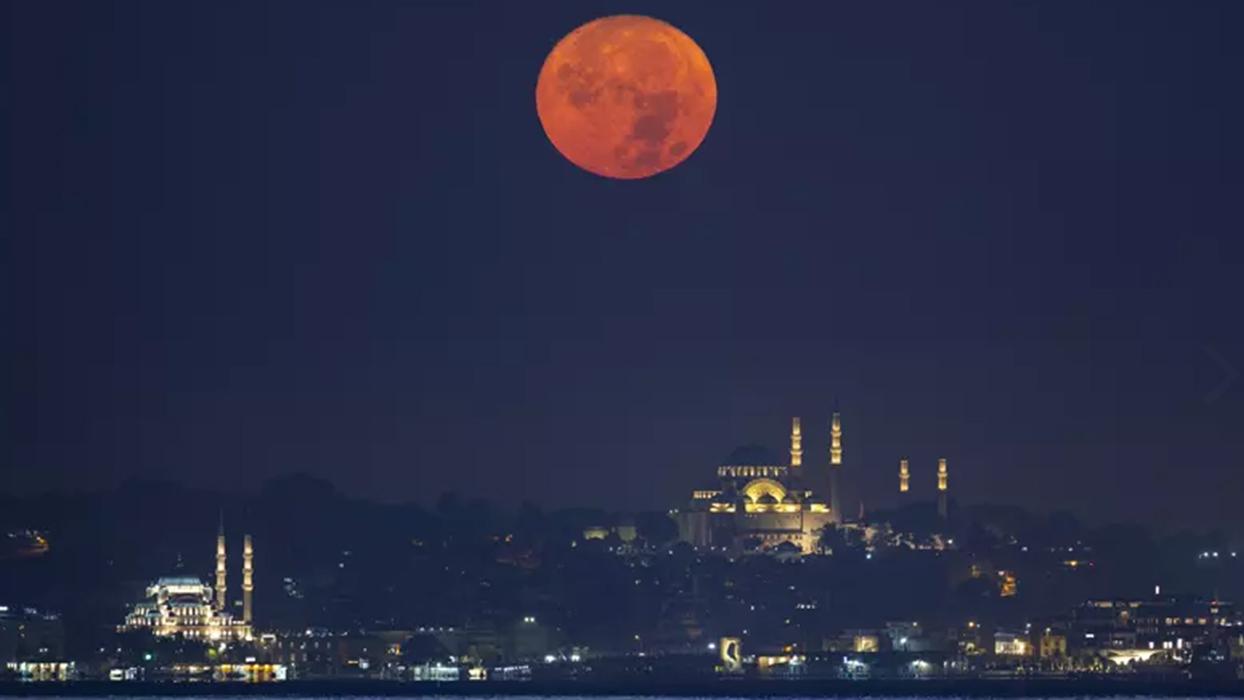 Süper Ay bugün mü, ne zaman? Süper Ay Türkiye'de görülecek mi?