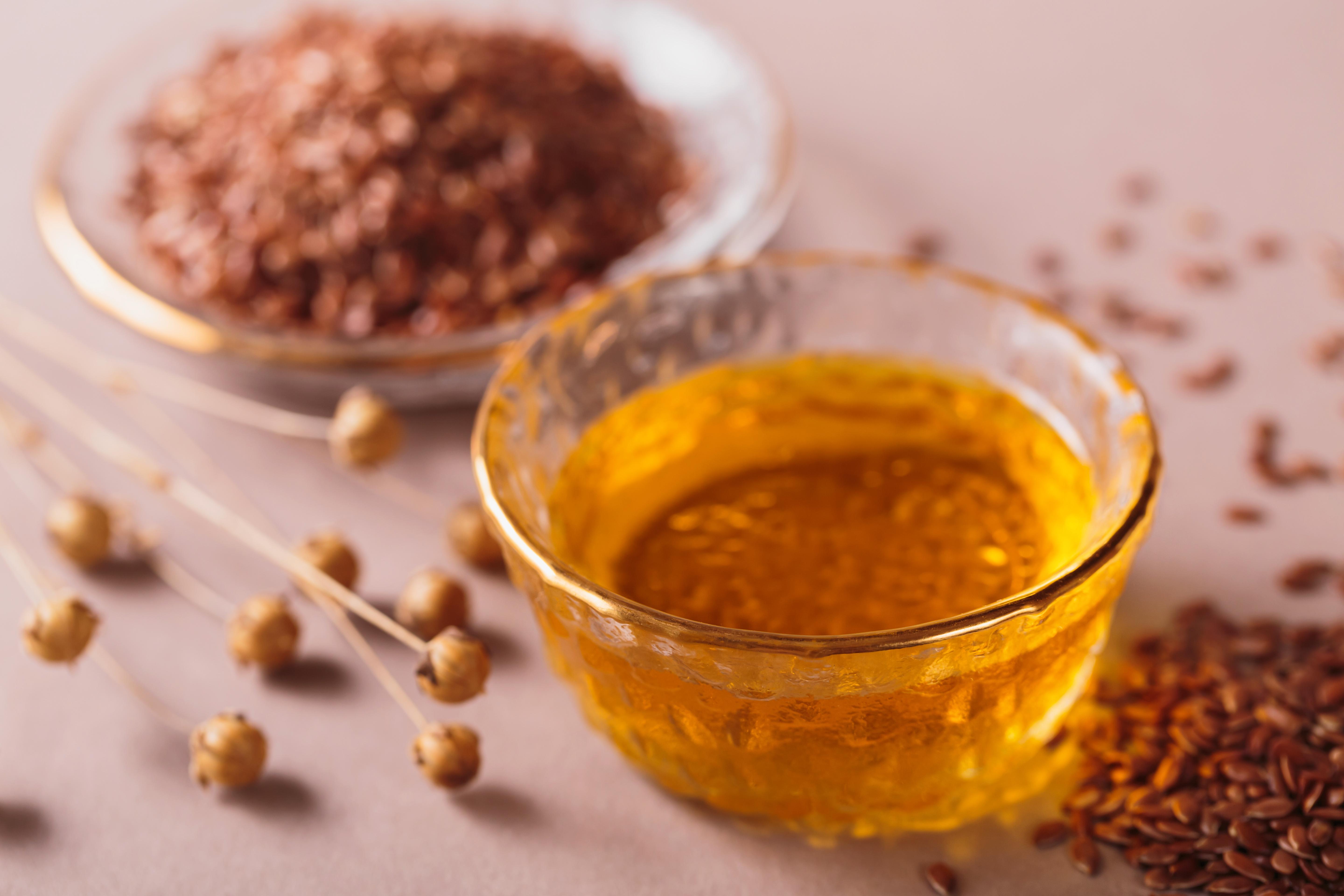 Demirin pası, menengicin yağını kullanın! Biri mideyi diğeri cilt lekelerini temizliyor