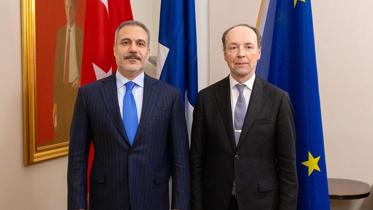 Dışişleri Bakanı Hakan Fidan, Fin Parlamentosu Başkanı Jussi Halla-aho ile görüştü