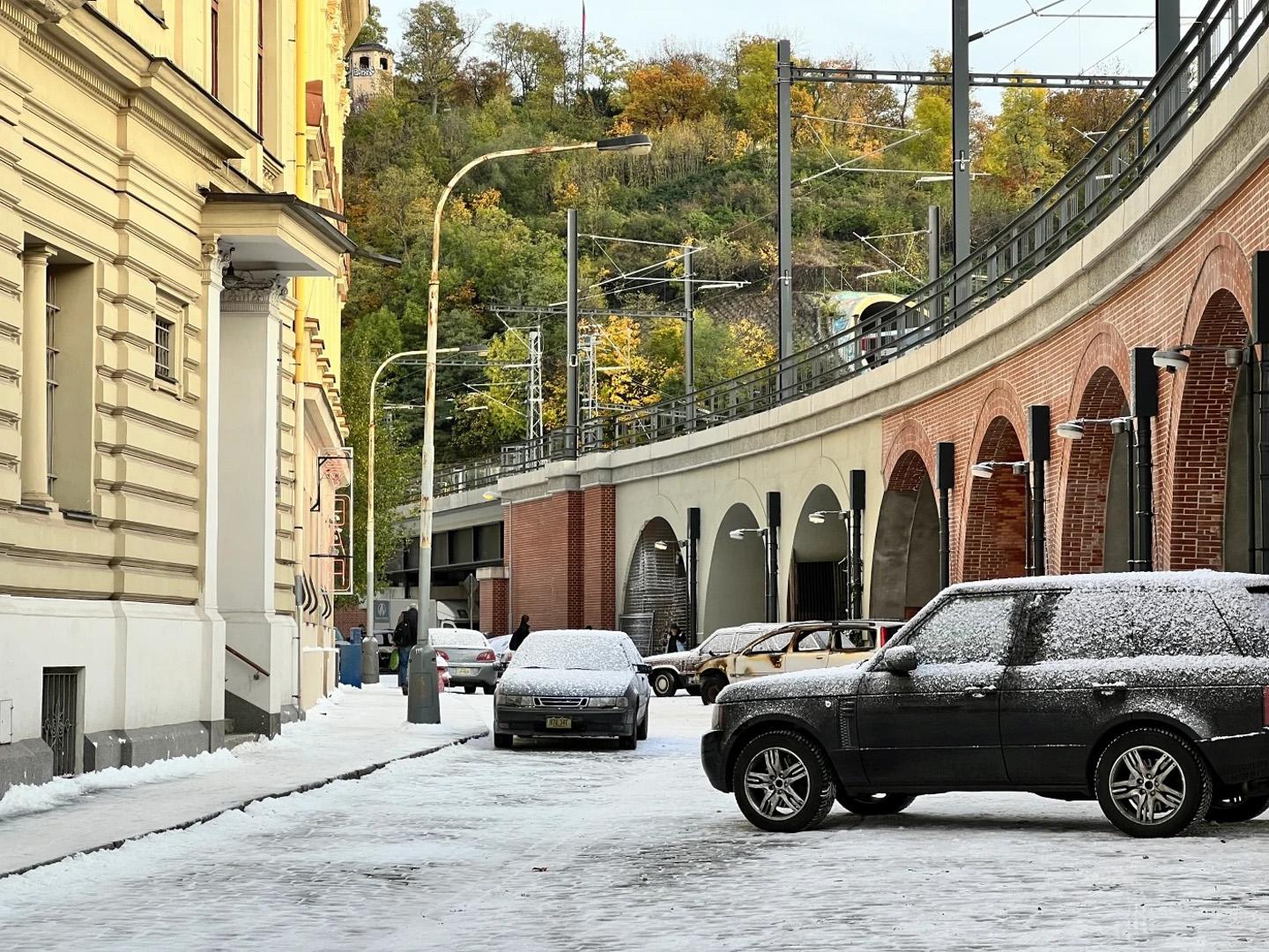 Resident Evil filmi Prag setinden ilk görüntülerle gündemde
