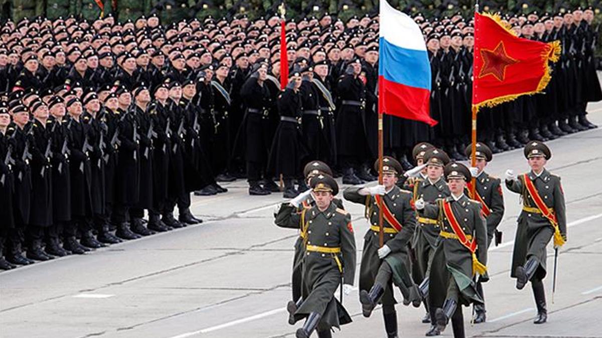 Rusya: AB'nin askerileştirilmesi eğilimi felaket niteliğinde