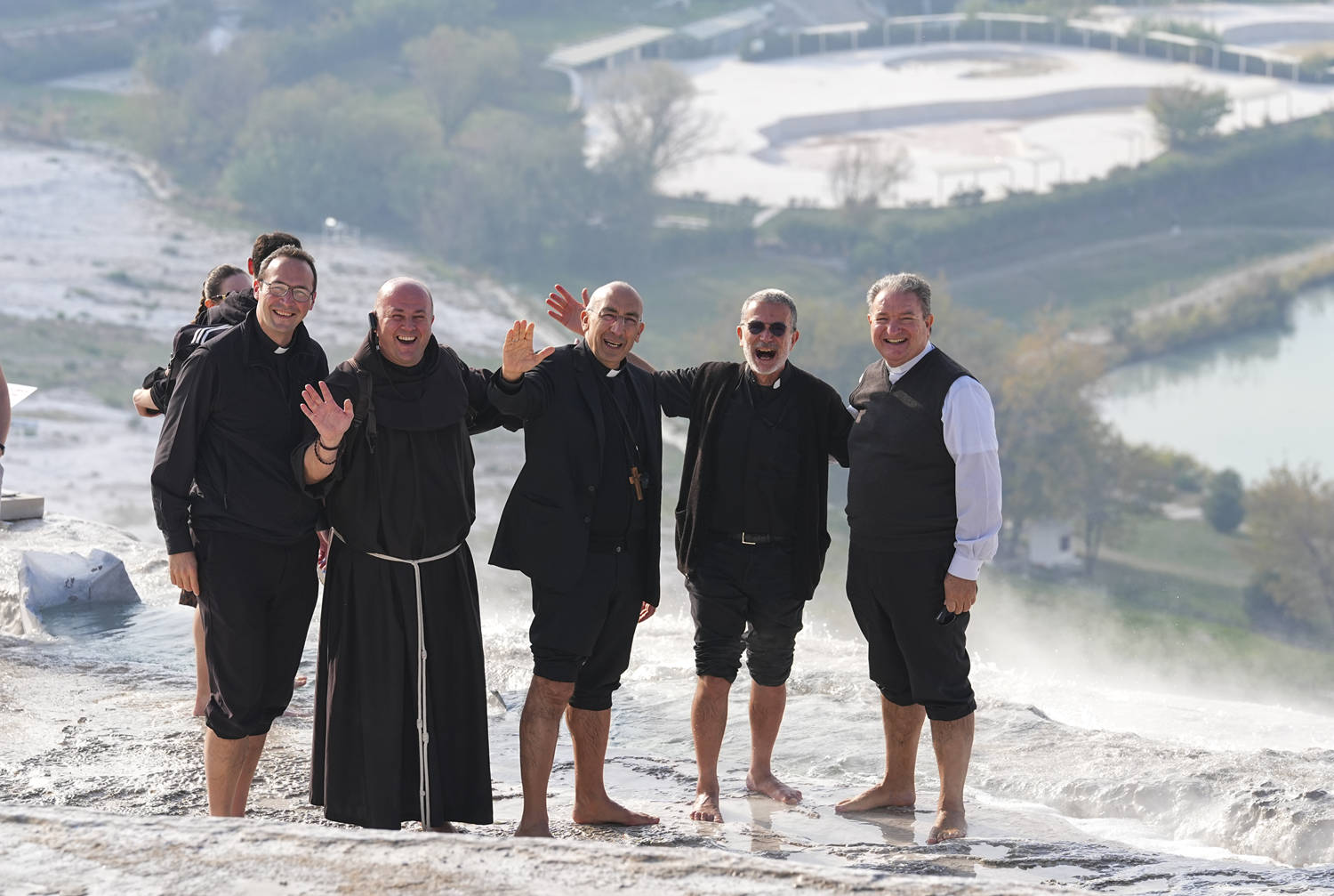 Vatikan heyeti Denizli'de St. Philippus'un mezar ve kilisesini ziyaret etti