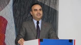 Bakan Kacır'dan savunma sanayi vurgusu: Türk milleti, gençlerinin eserleriyle gökyüzüne imzasını attı