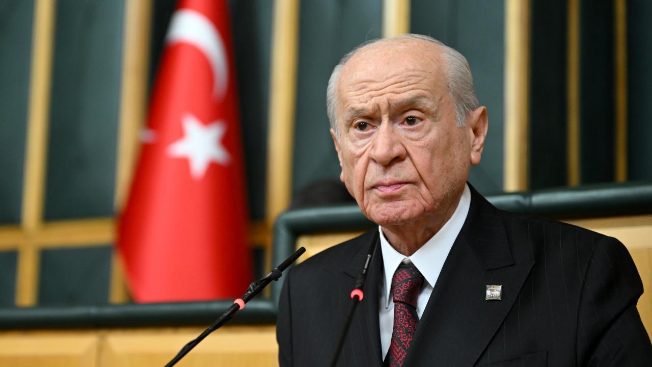 MHP Genel Başkanı Bahçeli'den '10 Kasım' mesajı: Mühim olan mirasına leke sürdürmemek