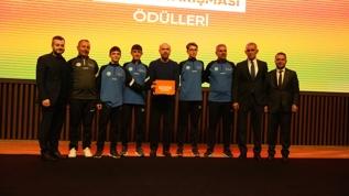 Spor İmam Hatip Liseleri yarışıp ödül kazandı