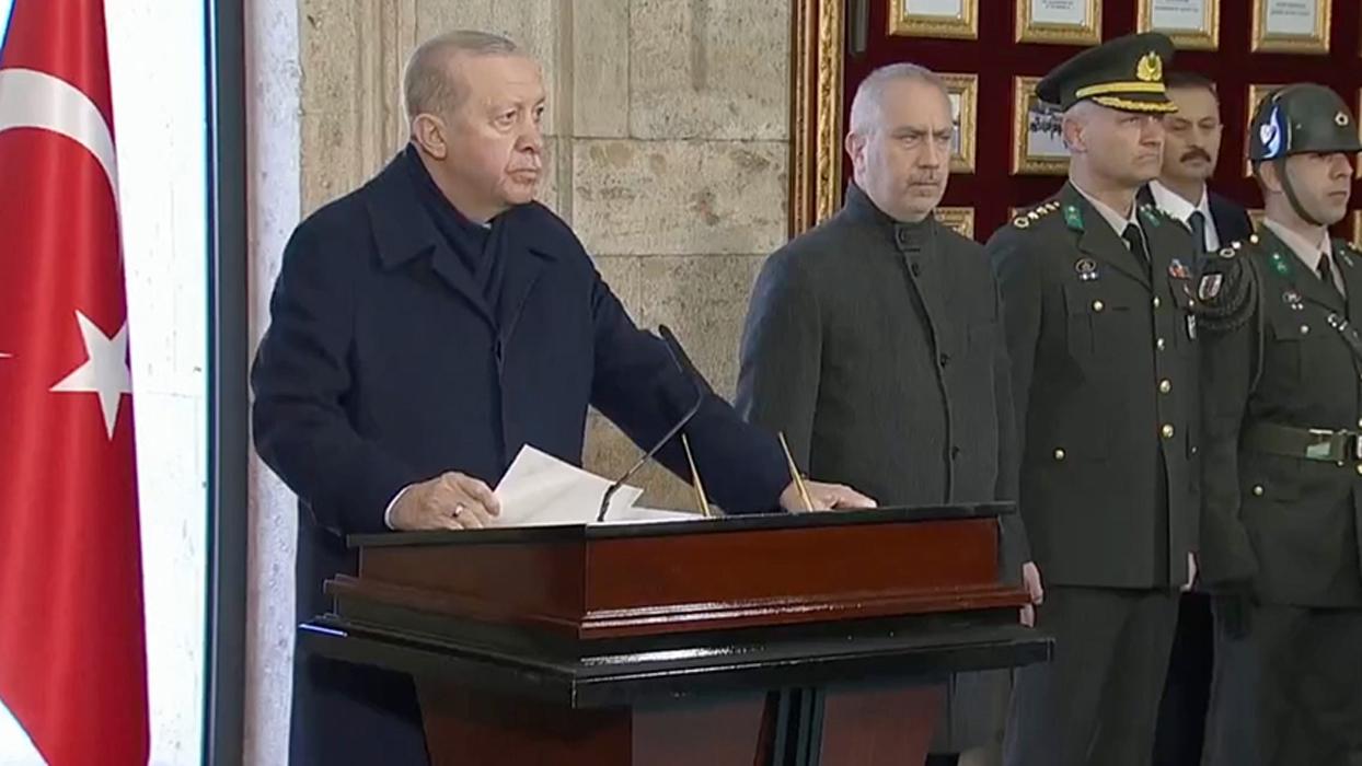 Atatürk'ü saygı, minnet ve özlemle anıyoruz... Cumhurbaşkanı Erdoğan: Türkiye, küresel bir güç olma emin ilerlemektedir