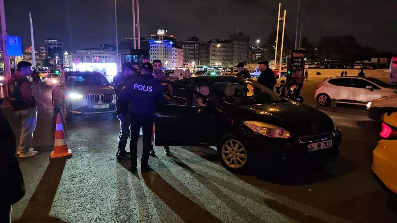 Firari suçlular polisten kaçamadı