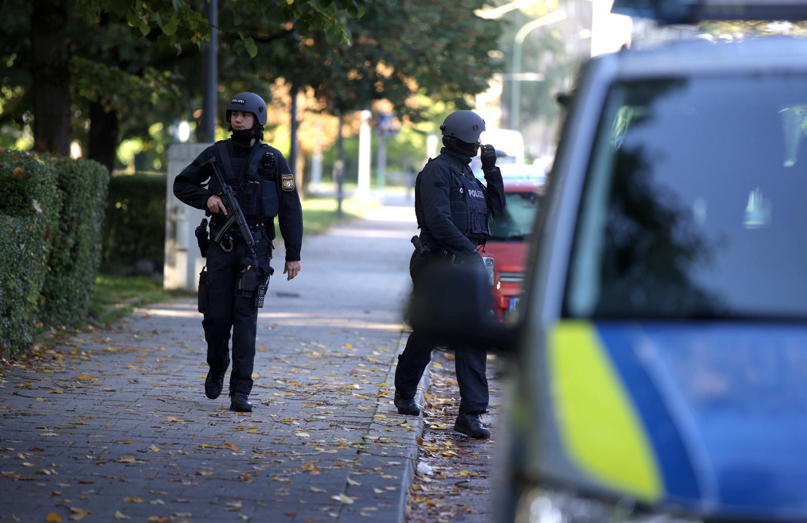 Merkel ve Scholz'un adları ölüm listesinde mi? Dortmund'da şok gelişme!