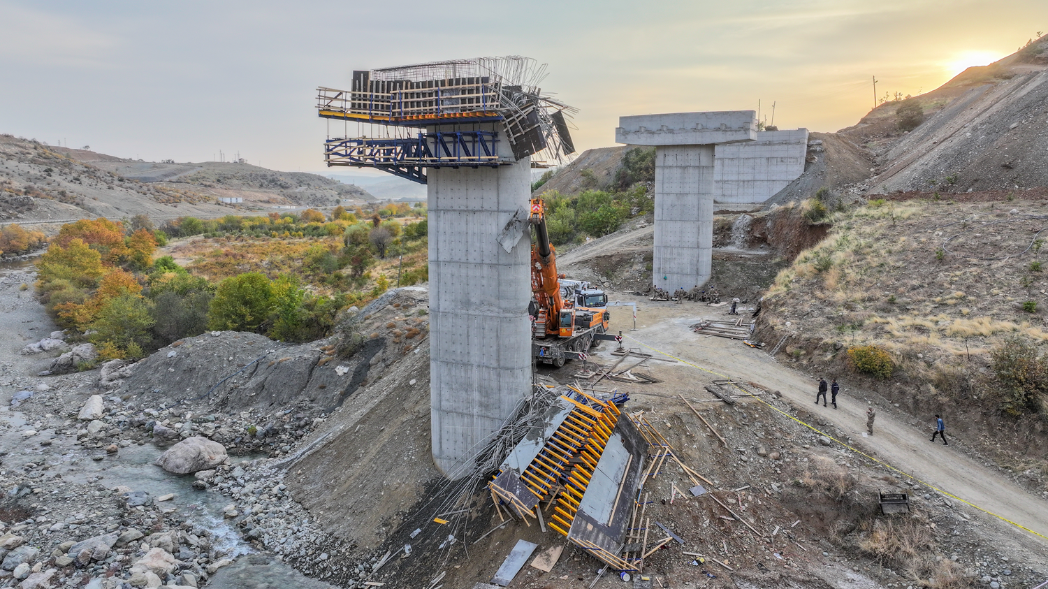 4 işçinin öldüğü viyadük kazasına ilişkin gözaltı sayısı 4'e yükseldi
