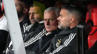 Jose Mourinho, Benfica'dan 5 transfer istedi