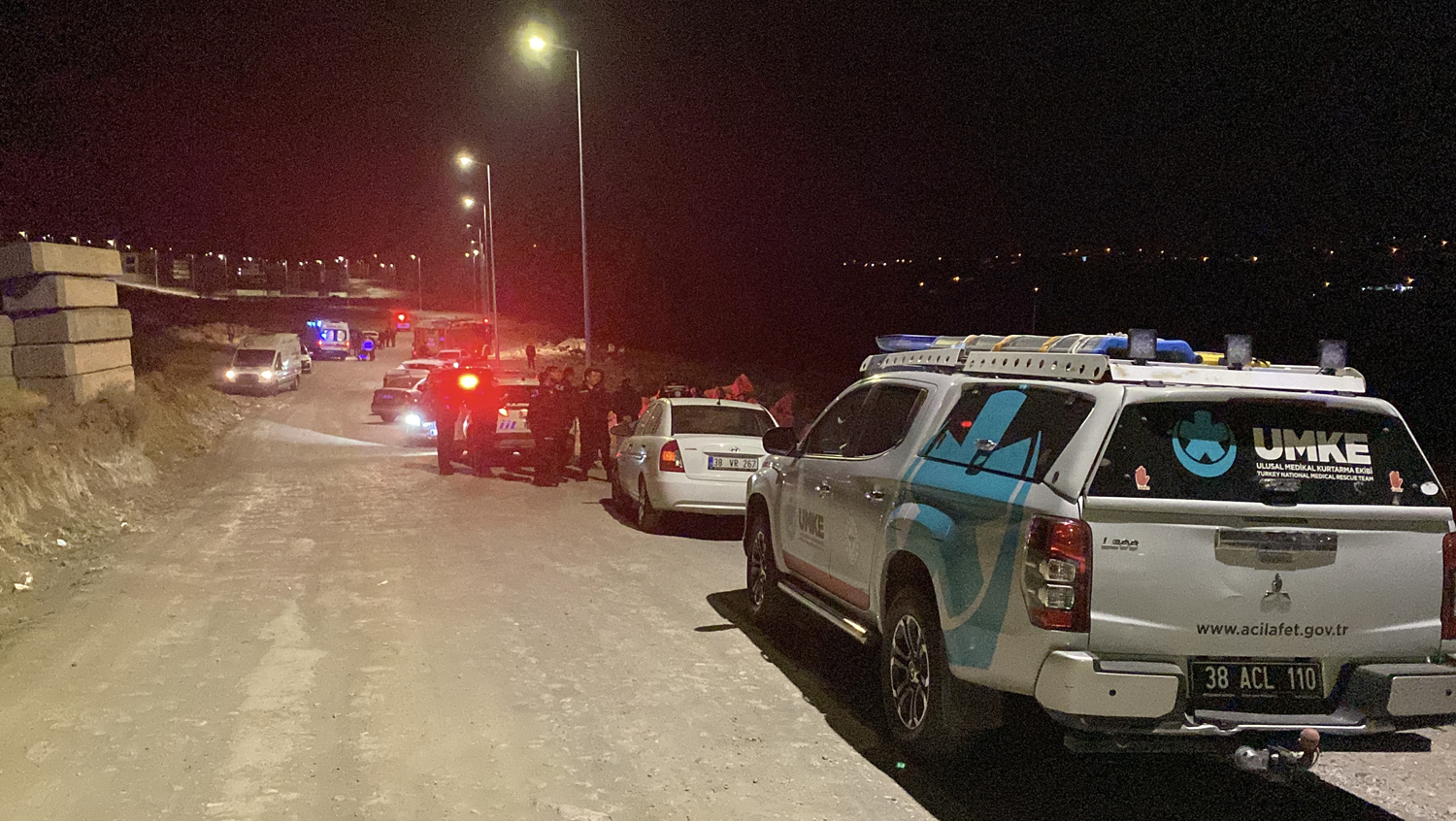 Kayseri'de uçuruma yuvarlanan otomobilin sürücüsü öldü