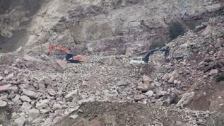 Taş ocağı şantiyesinde göçük: Arama kurtarma çalışmaları başladı