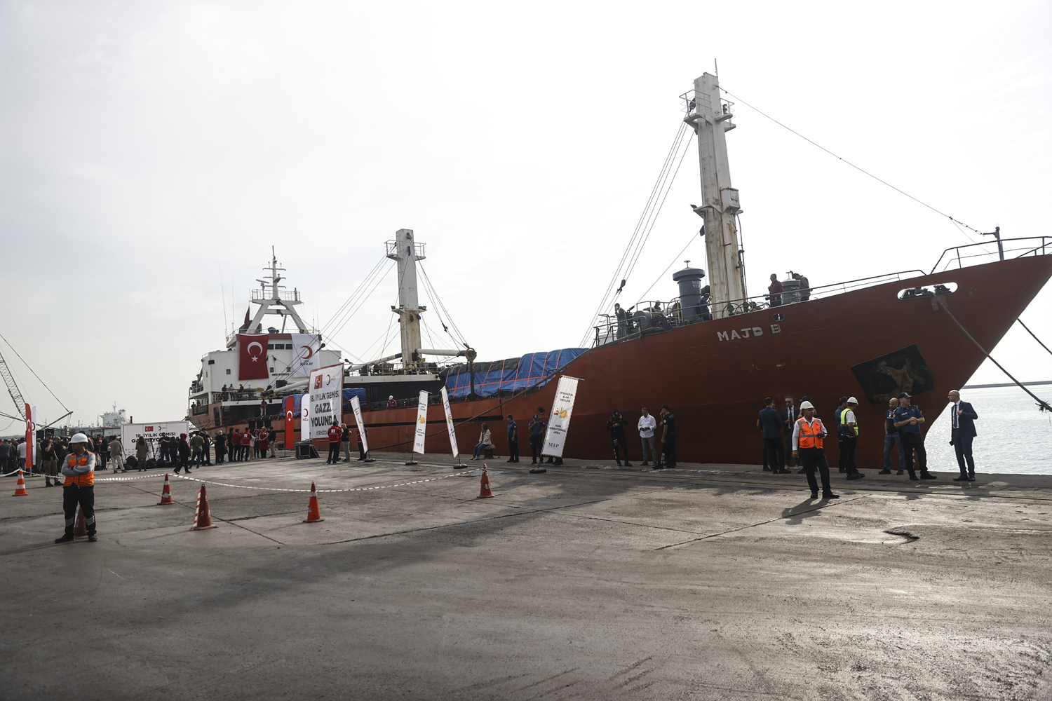 Türkiye'den Gazze'ye yardım eli: İyilik Gemisi yola çıktı