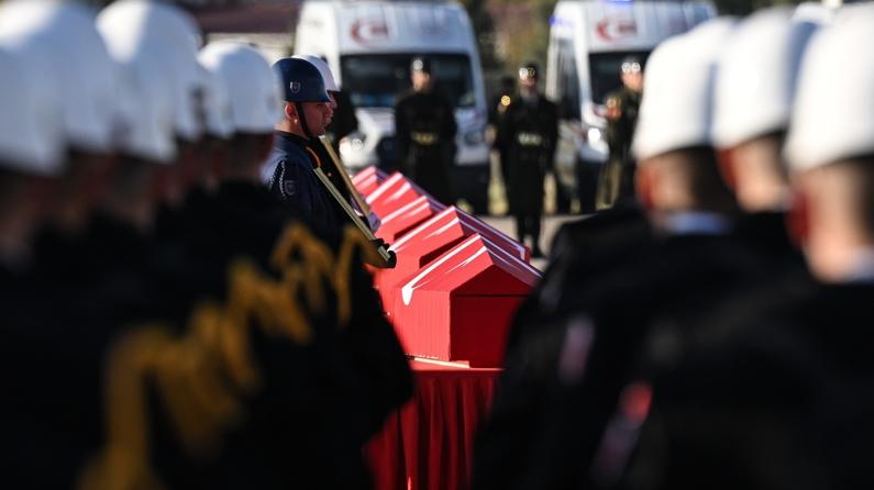 Türkiye şehitlerini uğurluyor